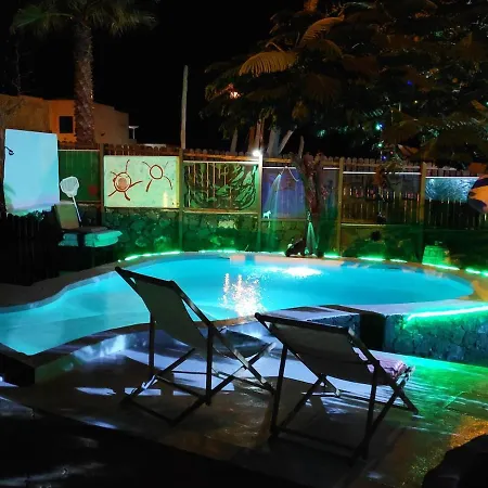 Lucia - Buganvillas Daire *